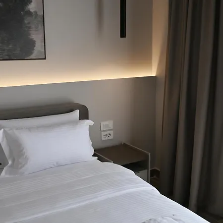 Cosmos Luxury דירה טיראנה